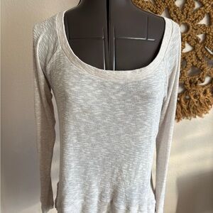 Splendid Light Beige Scoop Neck Long Sleeve Top Size L